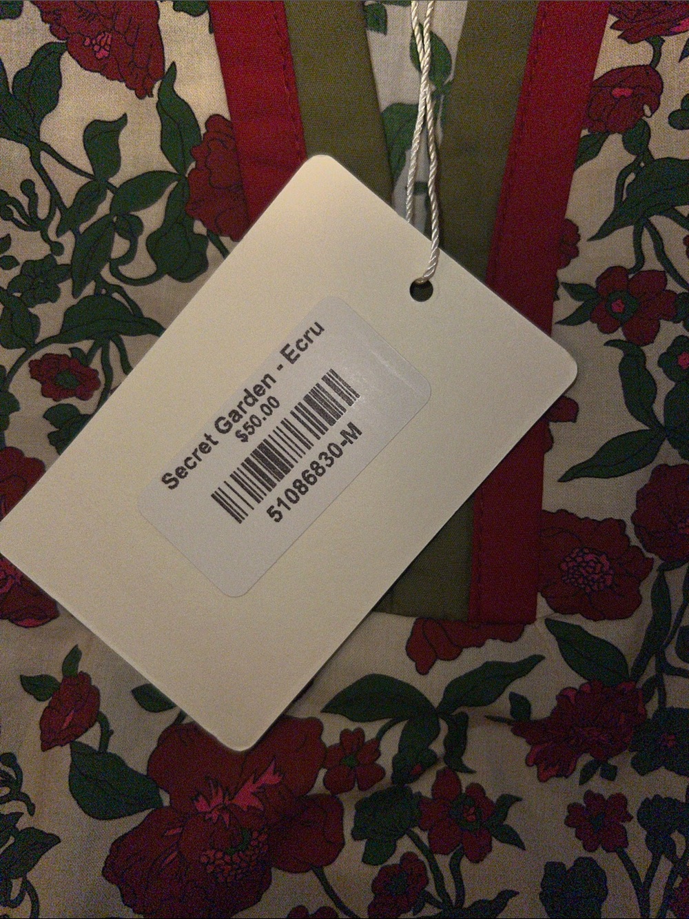 entro Cream Floral Ruffle Sleeve Top with Red Flowers and Green Trim - Picture 4 of 6